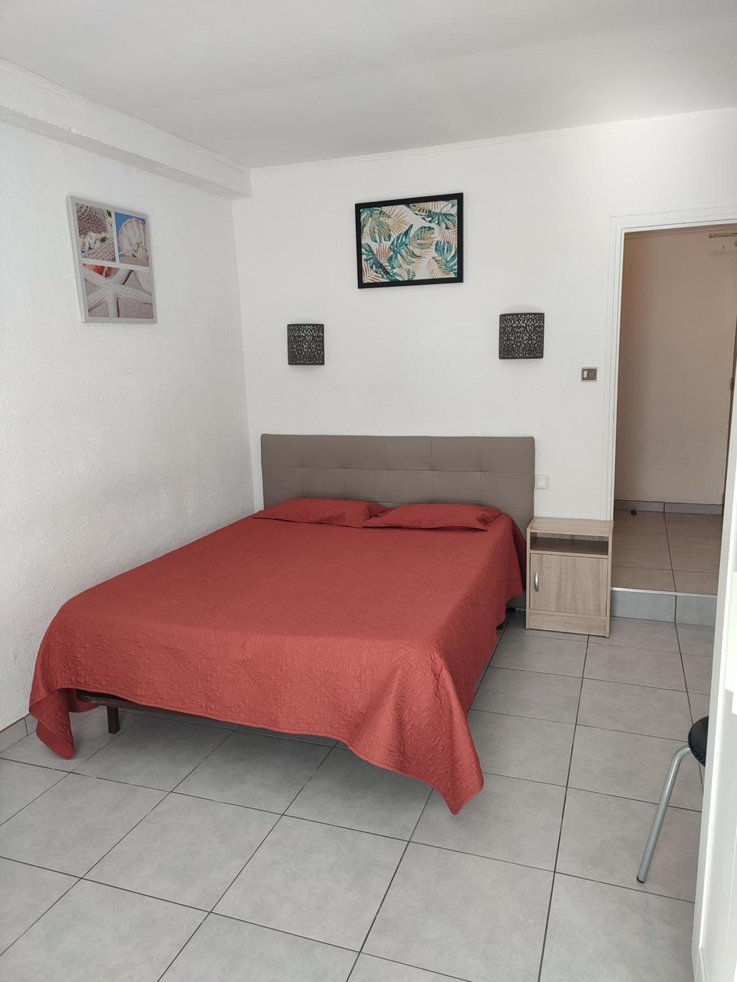 Hotel Le Calypso Hyeres Luaran gambar