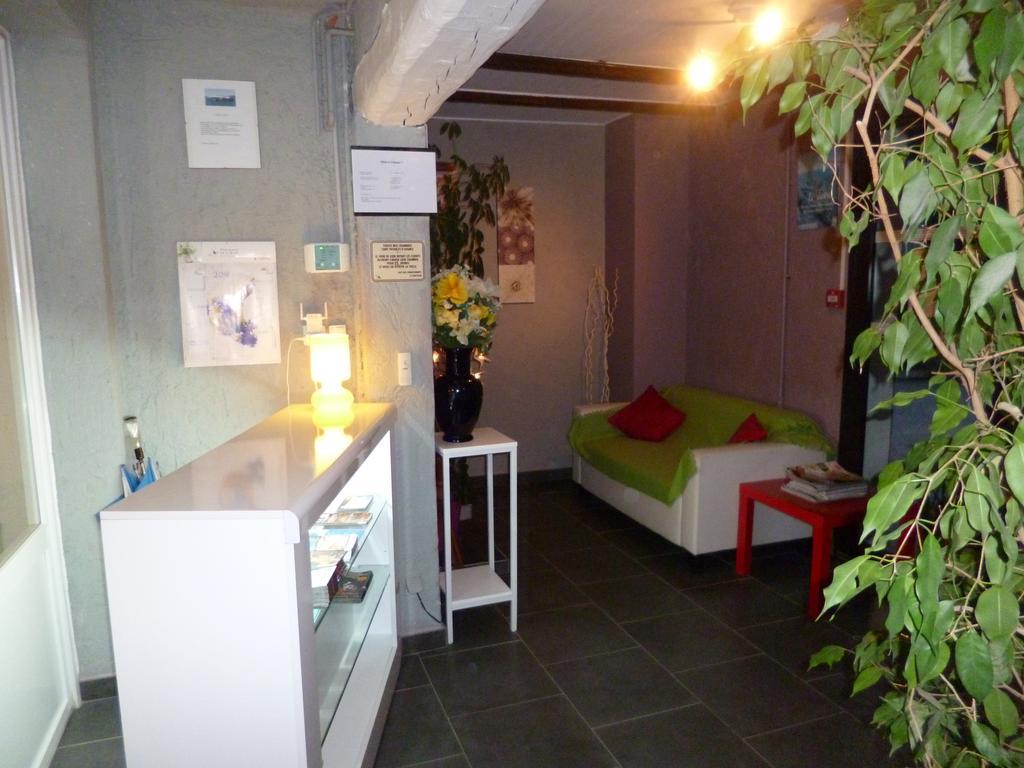 Hotel Le Calypso Hyeres Luaran gambar