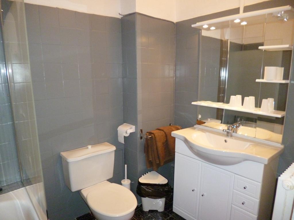Hotel Le Calypso Hyeres Luaran gambar