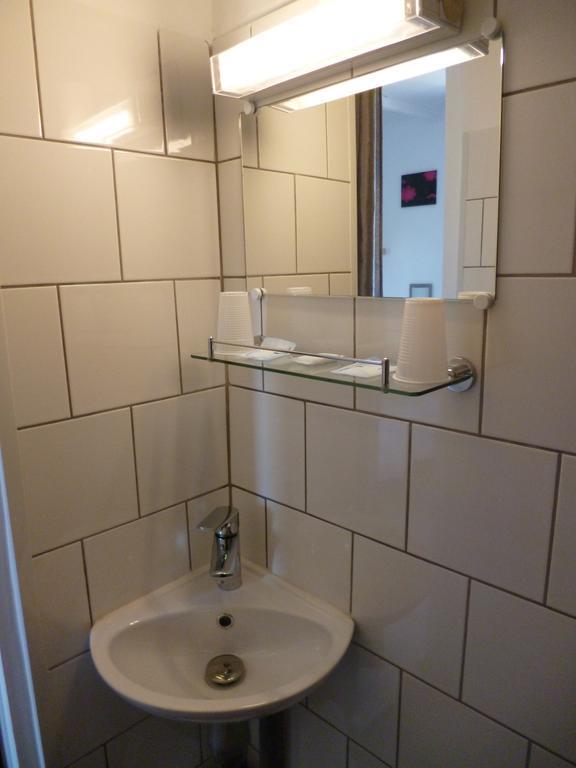 Hotel Le Calypso Hyeres Luaran gambar