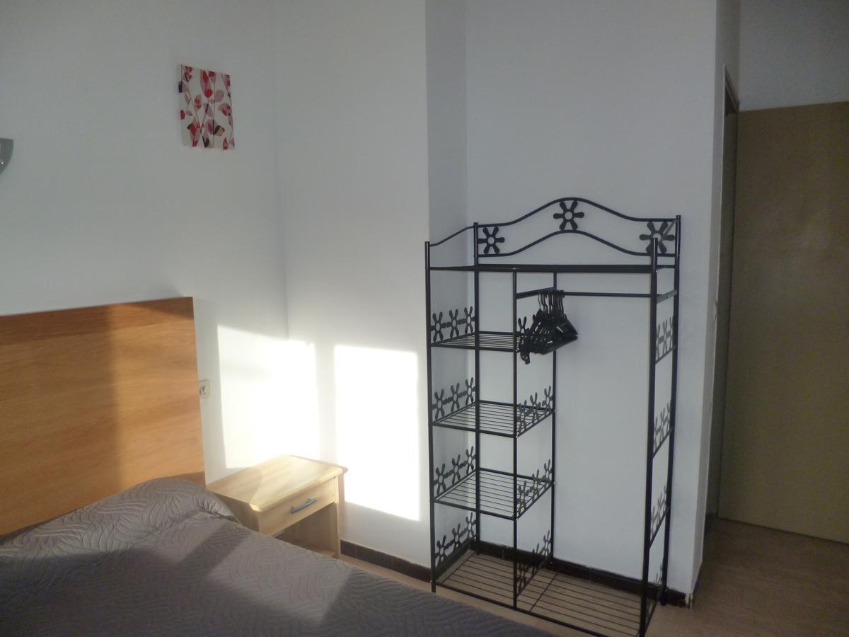 Hotel Le Calypso Hyeres Luaran gambar