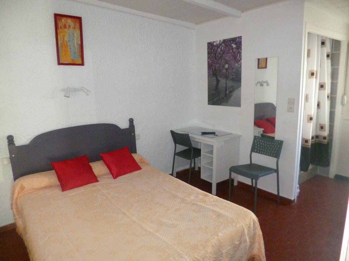 Hotel Le Calypso Hyeres Luaran gambar
