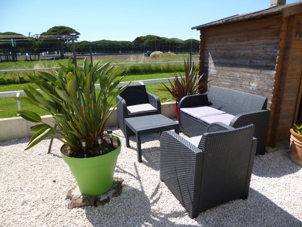 Hotel Le Calypso Hyeres Luaran gambar