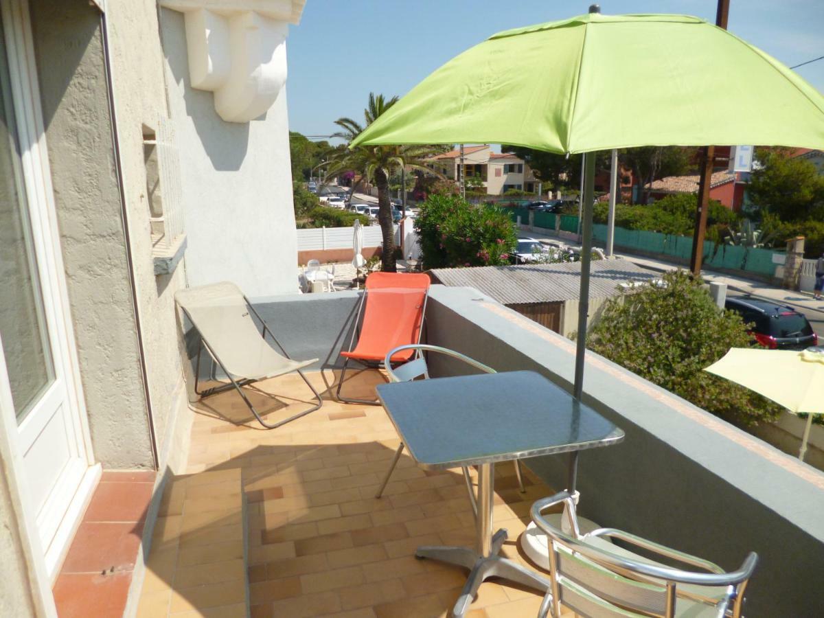 Hotel Le Calypso Hyeres Luaran gambar
